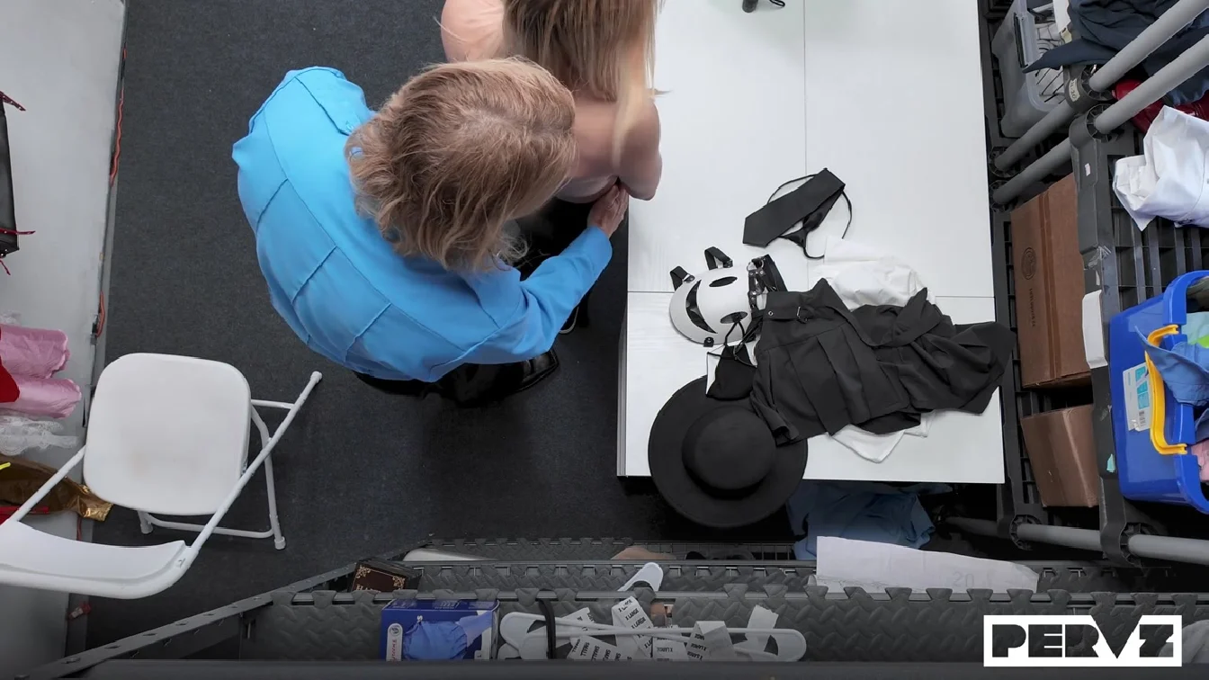 Shoplyfter Hannah Quinn XXX